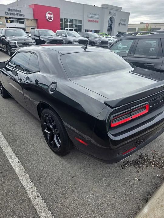 2019 Dodge Challenger 3rd Gen - Image 5 of 15