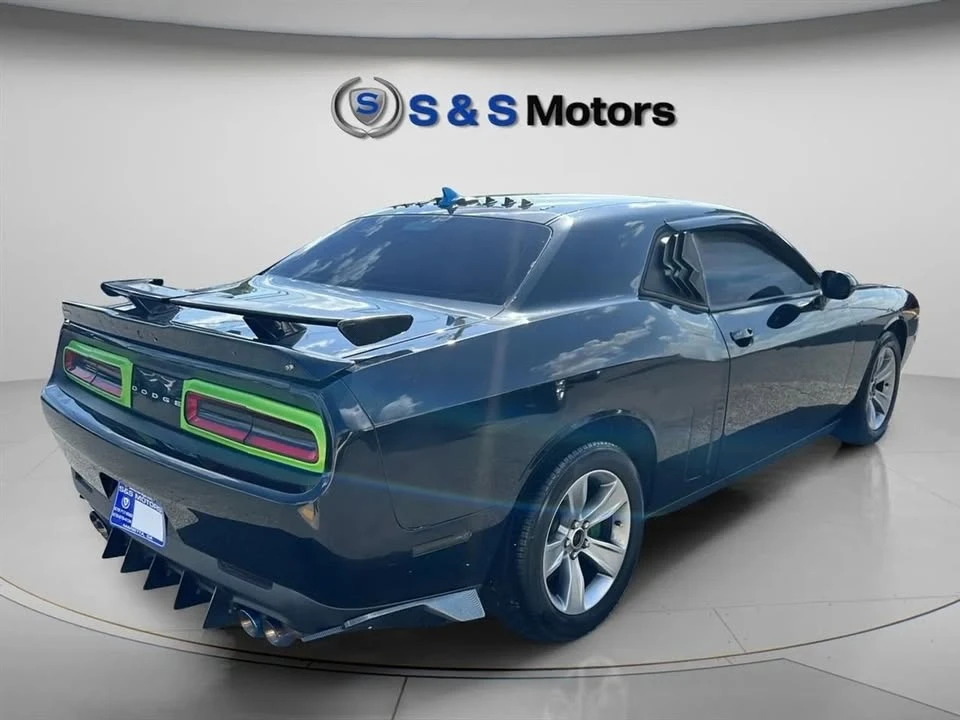 2019 Dodge Challenger 3rd Gen - Image 9 of 20