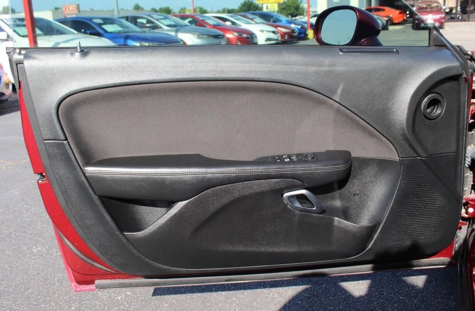 2019 Dodge Challenger 3rd Gen - Image 10 of 17