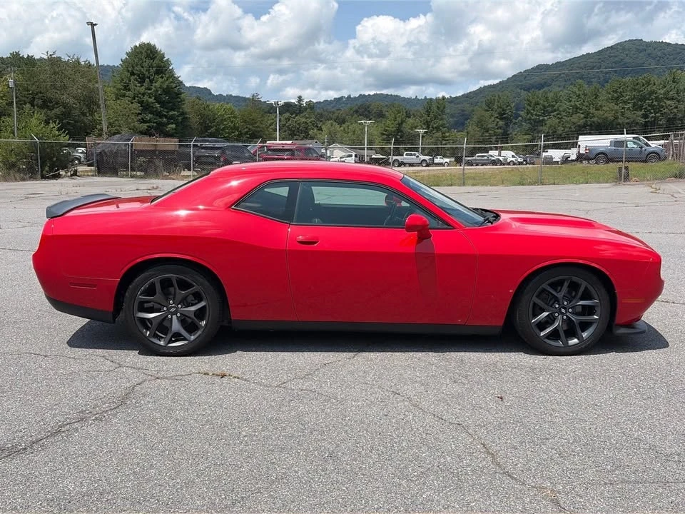 2019 Dodge Challenger 3rd Gen - Image 2 of 18