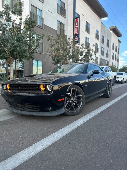 2019 Dodge Challenger 3rd Gen - Image 2 of 9