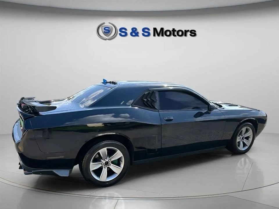 2019 Dodge Challenger 3rd Gen - Image 10 of 20