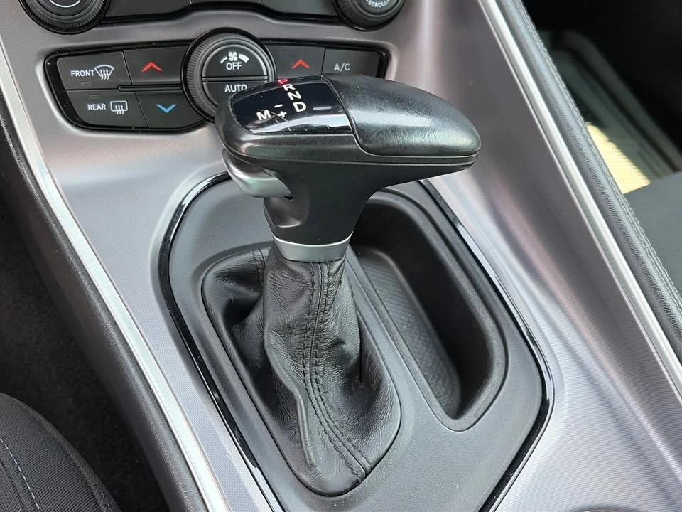 2019 Dodge Challenger 3rd Gen - Image 9 of 18