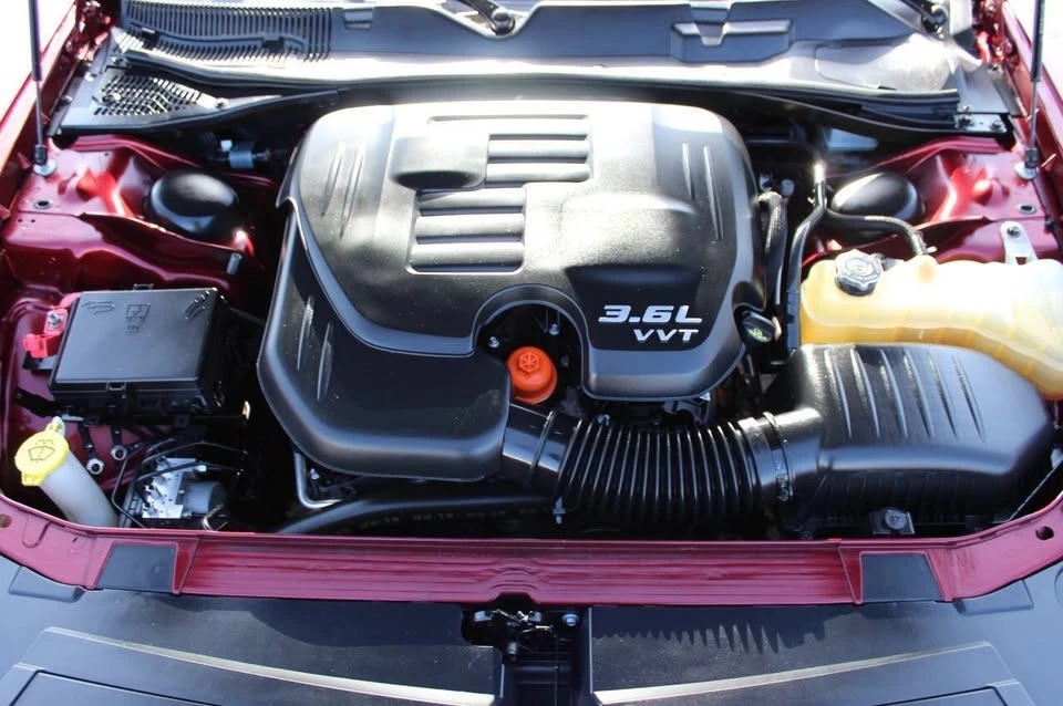 2019 Dodge Challenger 3rd Gen - Image 8 of 17