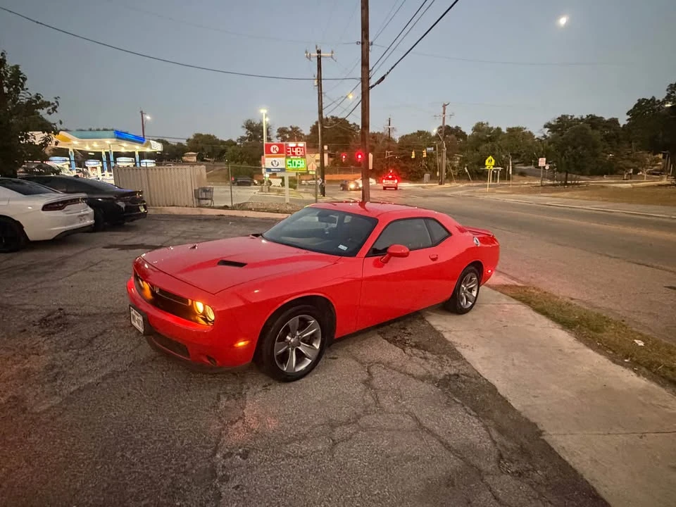 2019 Dodge Challenger 3rd Gen - Image 11 of 14