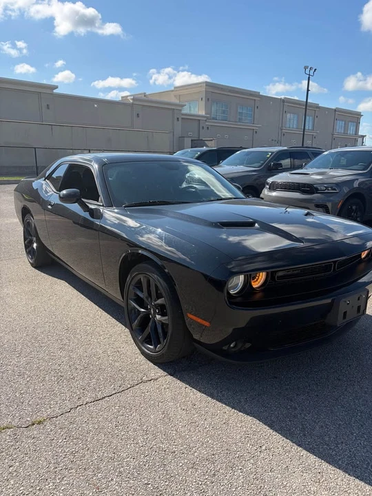 2019 Dodge Challenger 3rd Gen - Image 3 of 10