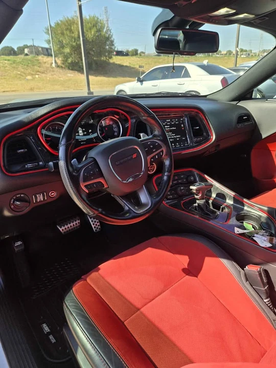 2019 Dodge Challenger 3rd Gen - Image 6 of 8