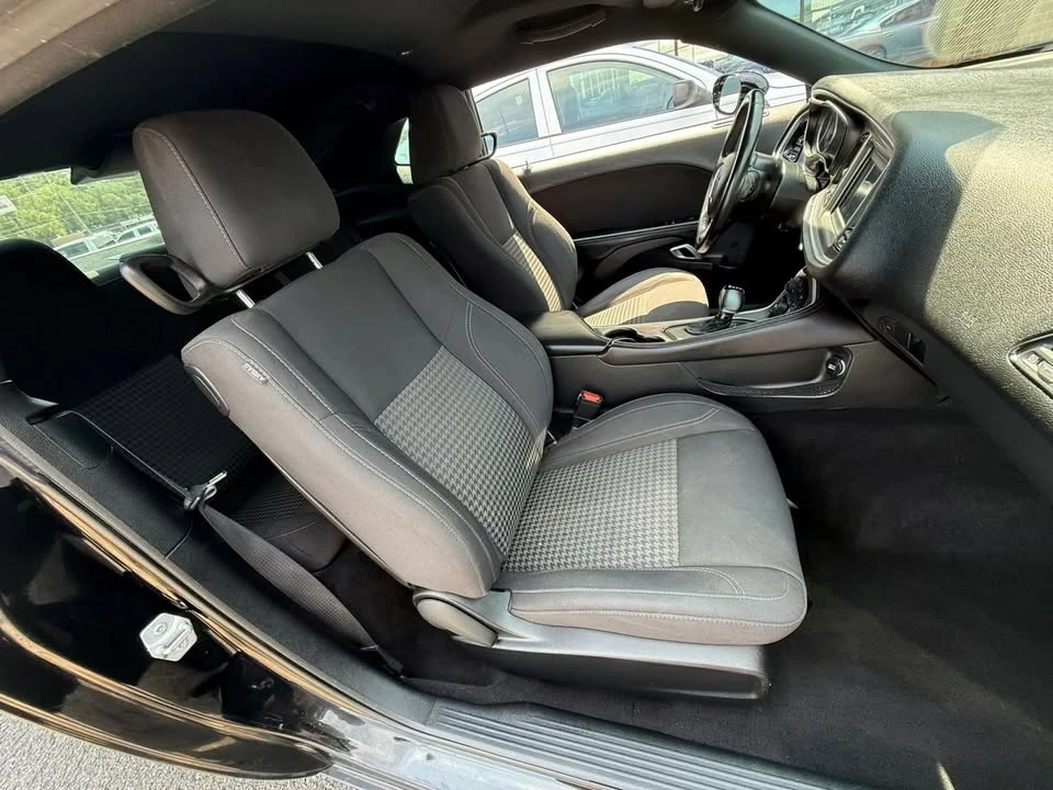 2019 Dodge Challenger 3rd Gen - Image 14 of 20