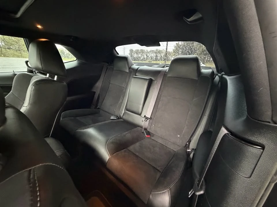 2019 Dodge Challenger 3rd Gen - Image 18 of 19