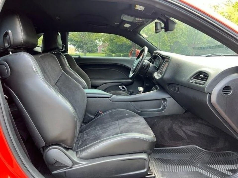 2019 Dodge Challenger 3rd Gen - Image 14 of 20