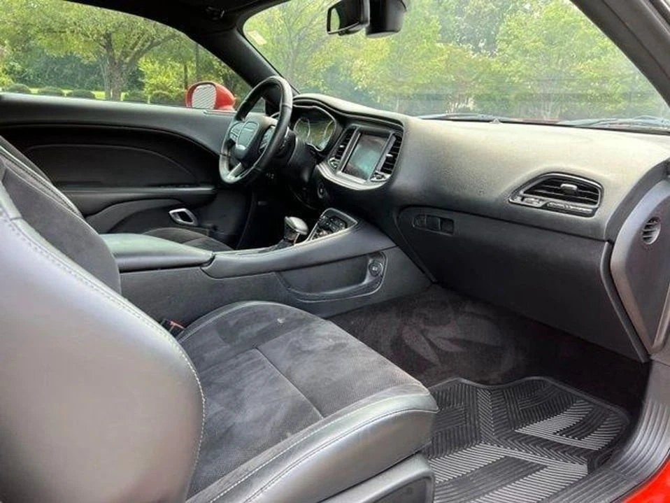 2019 Dodge Challenger 3rd Gen - Image 13 of 20