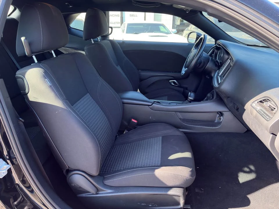 2019 Dodge Challenger 3rd Gen - Image 14 of 17