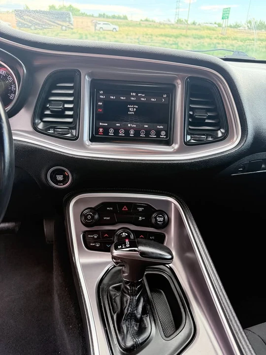 2019 Dodge Challenger 3rd Gen - Image 10 of 17