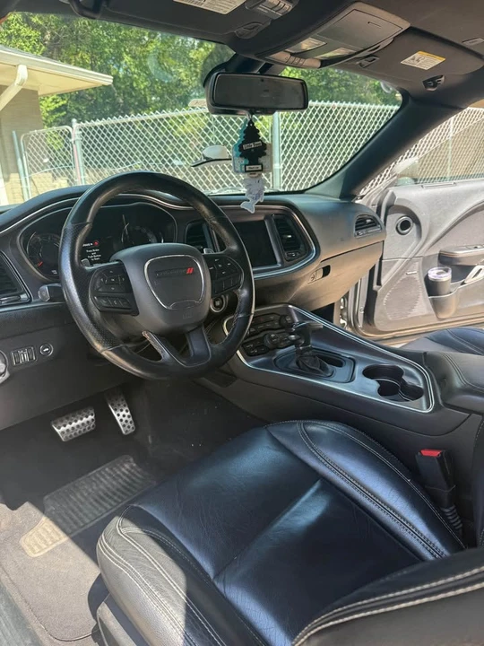 2019 Dodge Challenger 3rd Gen - Image 6 of 10