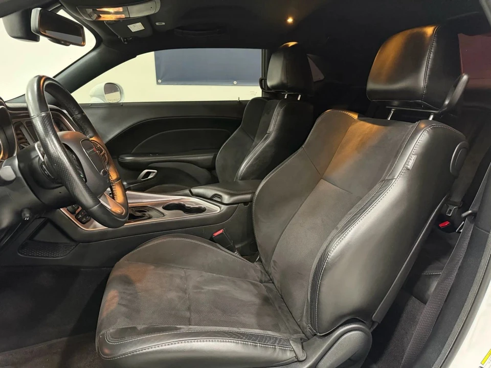 2019 Dodge Challenger 3rd Gen - Image 10 of 20