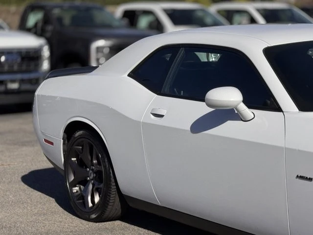2019 Dodge Challenger 3rd Gen - Image 5 of 12