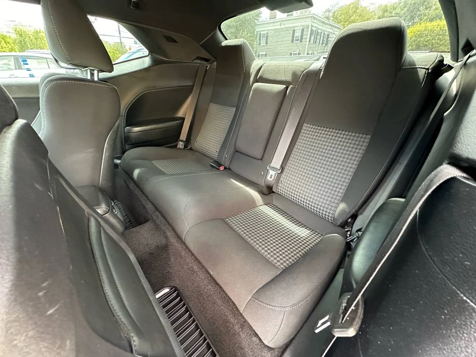 2019 Dodge Challenger 3rd Gen - Image 19 of 24
