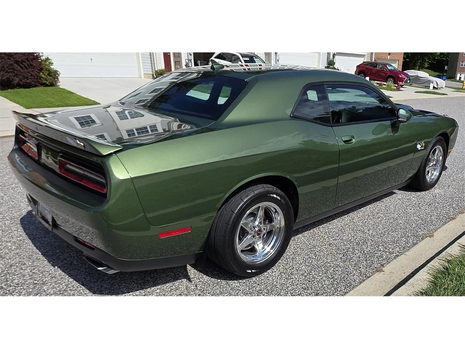 2019 Dodge Challenger 3rd Gen - Image 16 of 31