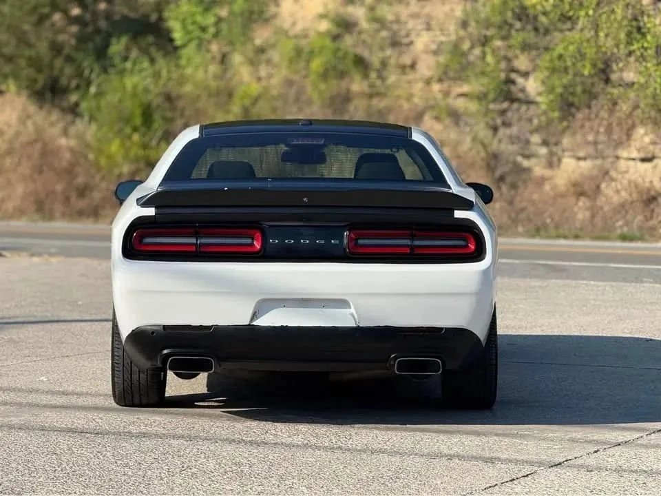2019 Dodge Challenger 3rd Gen - Image 5 of 13