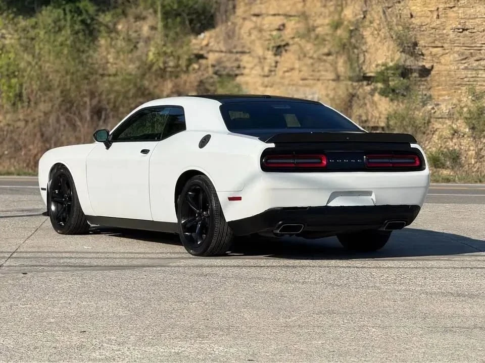 2019 Dodge Challenger 3rd Gen - Image 4 of 13