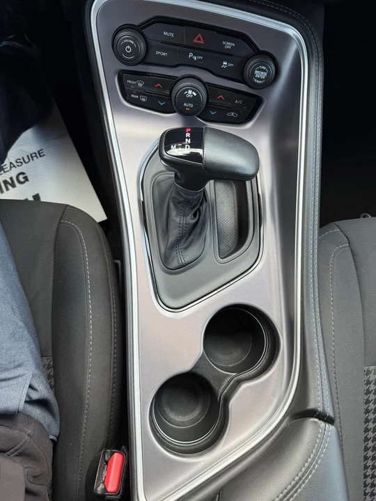 2019 Dodge Challenger 3rd Gen - Image 15 of 20