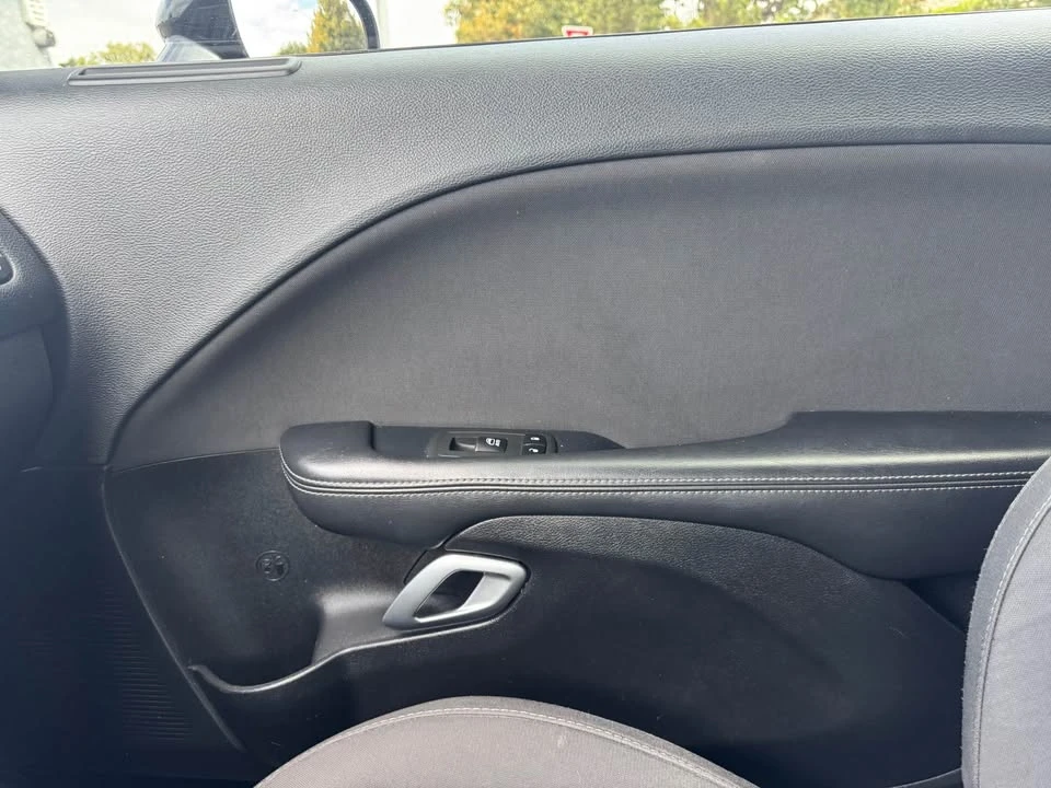 2019 Dodge Challenger 3rd Gen - Image 9 of 14