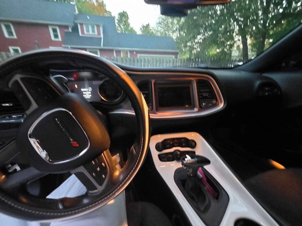 2019 Dodge Challenger 3rd Gen - Image 7 of 10