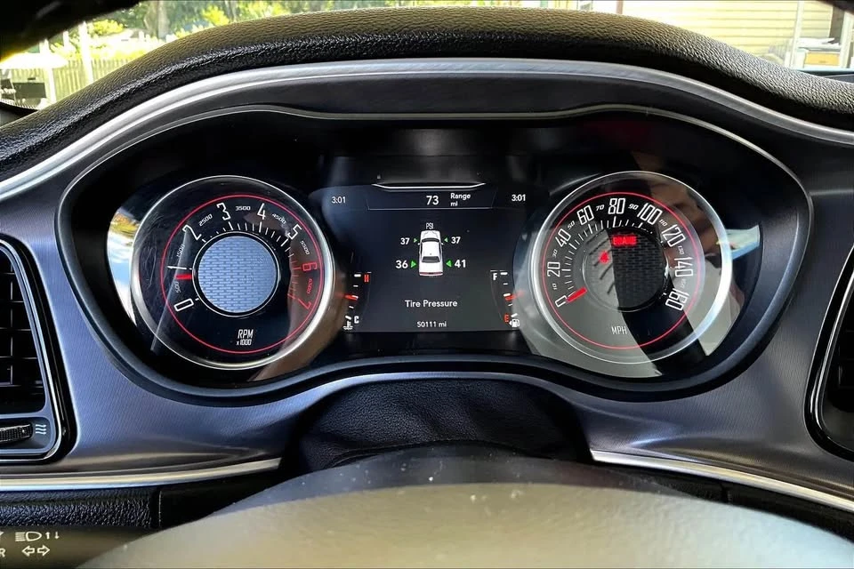 2019 Dodge Challenger 3rd Gen - Image 7 of 11