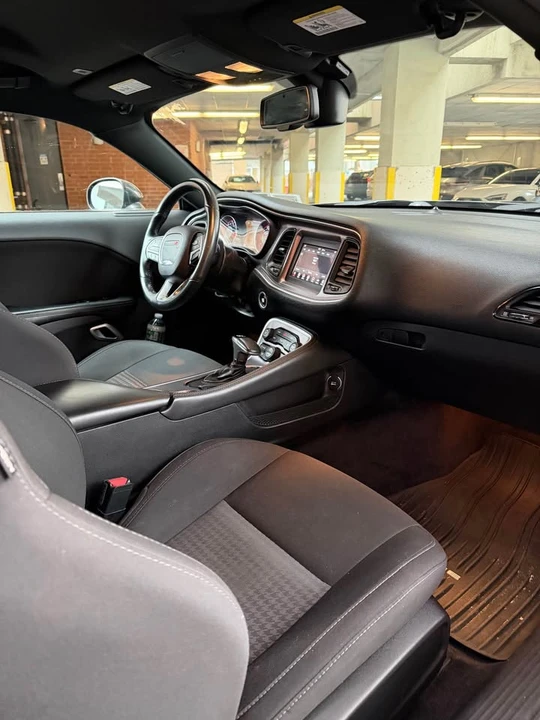 2019 Dodge Challenger 3rd Gen - Image 17 of 19