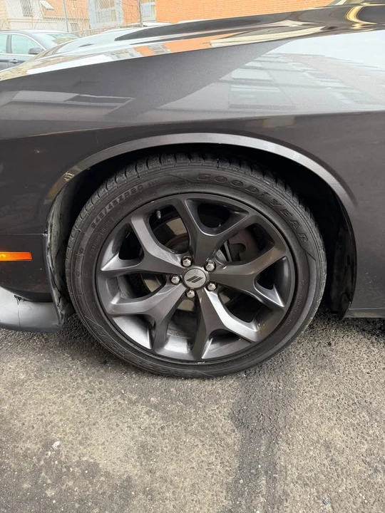 2019 Dodge Challenger 3rd Gen - Image 13 of 19