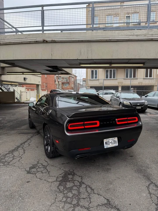 2019 Dodge Challenger 3rd Gen - Image 9 of 19