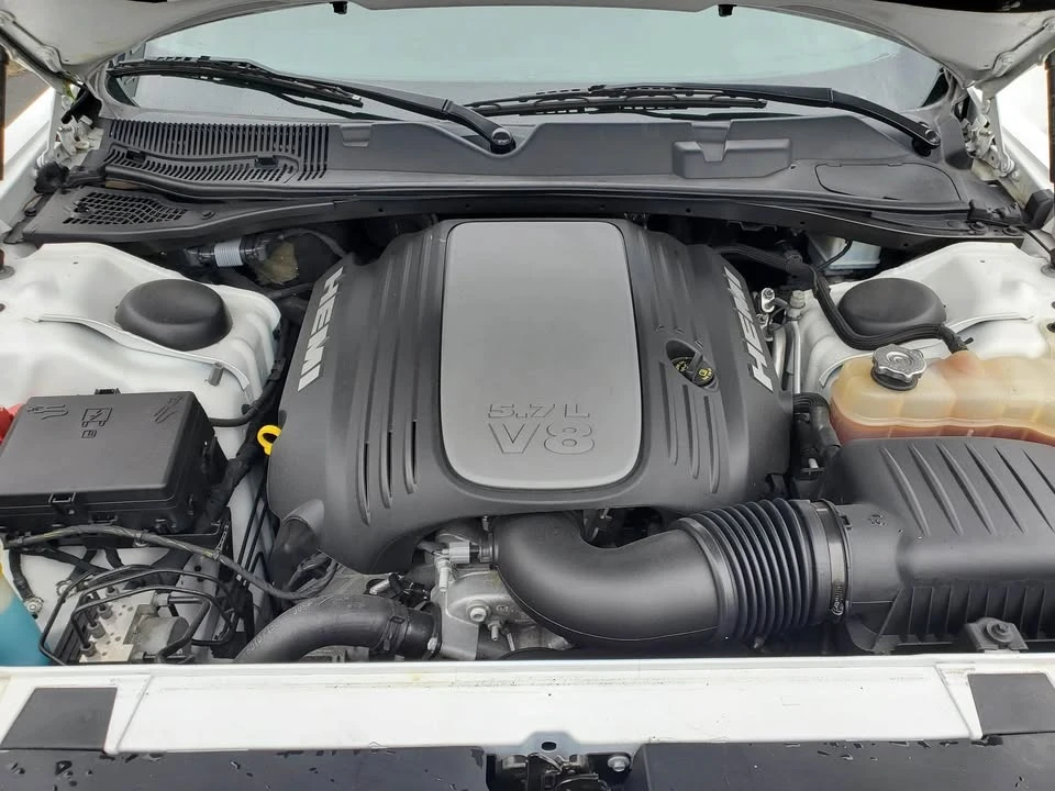 2019 Dodge Challenger 3rd Gen - Image 6 of 13