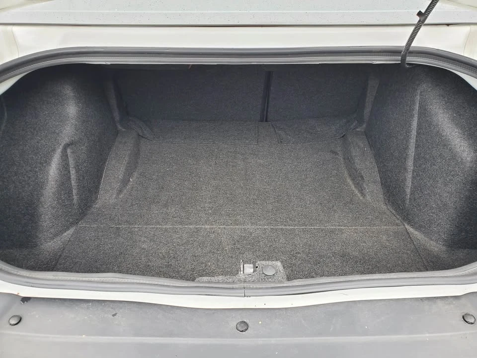 2019 Dodge Challenger 3rd Gen - Image 7 of 13
