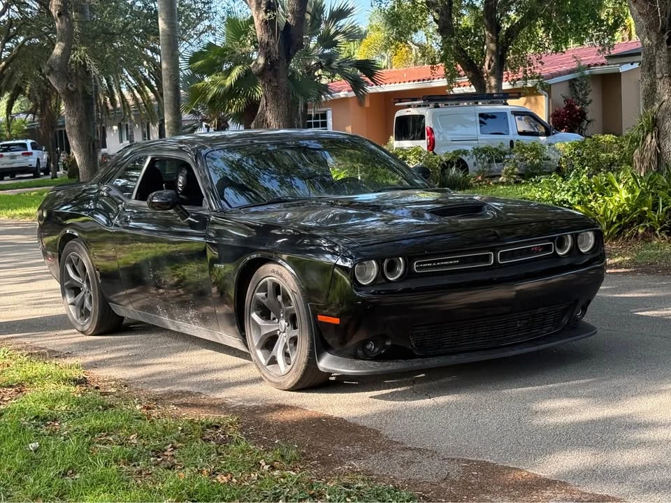 2019 Dodge Challenger 3rd Gen - Image 10 of 15