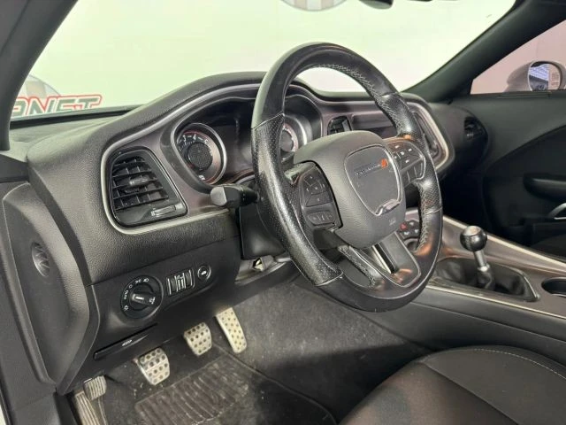 2019 Dodge Challenger 3rd Gen - Image 10 of 12