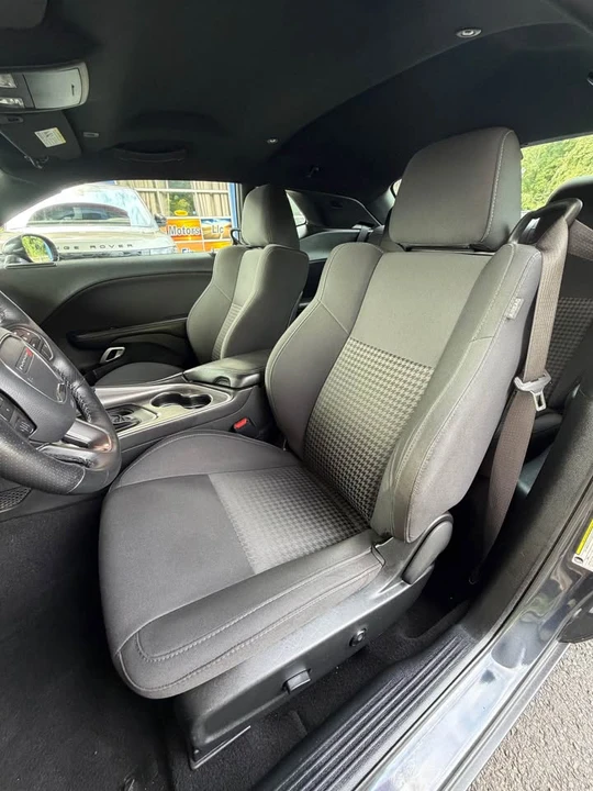 2019 Dodge Challenger 3rd Gen - Image 11 of 15