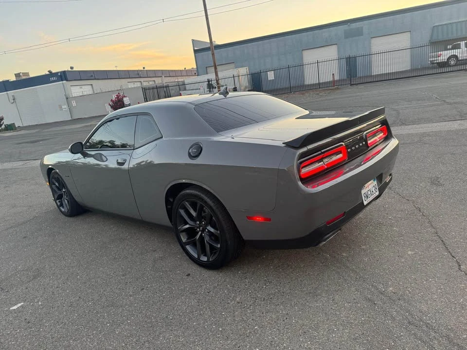 2019 Dodge Challenger 3rd Gen - Image 4 of 12