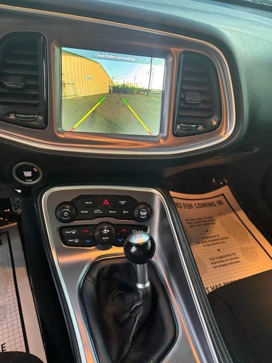 2019 Dodge Challenger 3rd Gen - Image 7 of 12