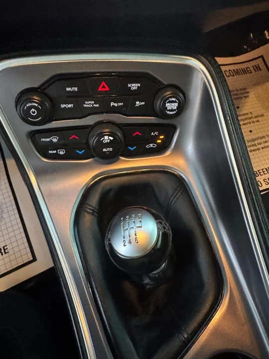 2019 Dodge Challenger 3rd Gen - Image 8 of 12