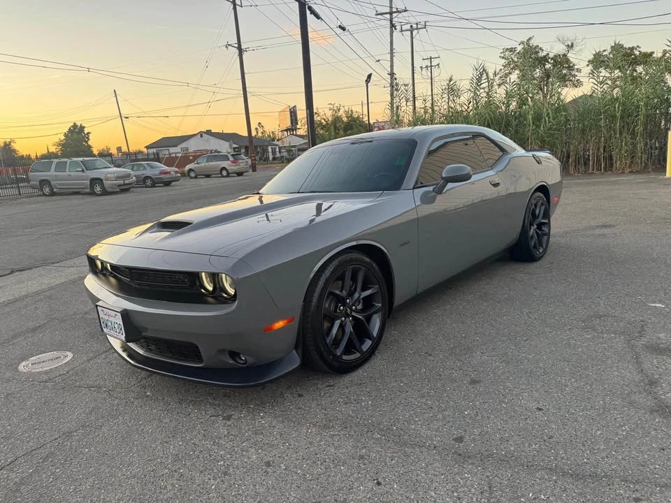 2019 Dodge Challenger 3rd Gen - Image 2 of 12