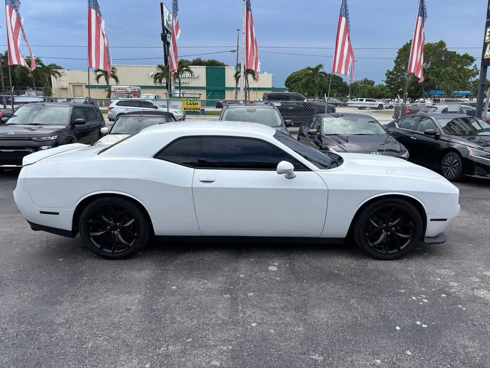 2019 Dodge Challenger 3rd Gen - Image 4 of 9