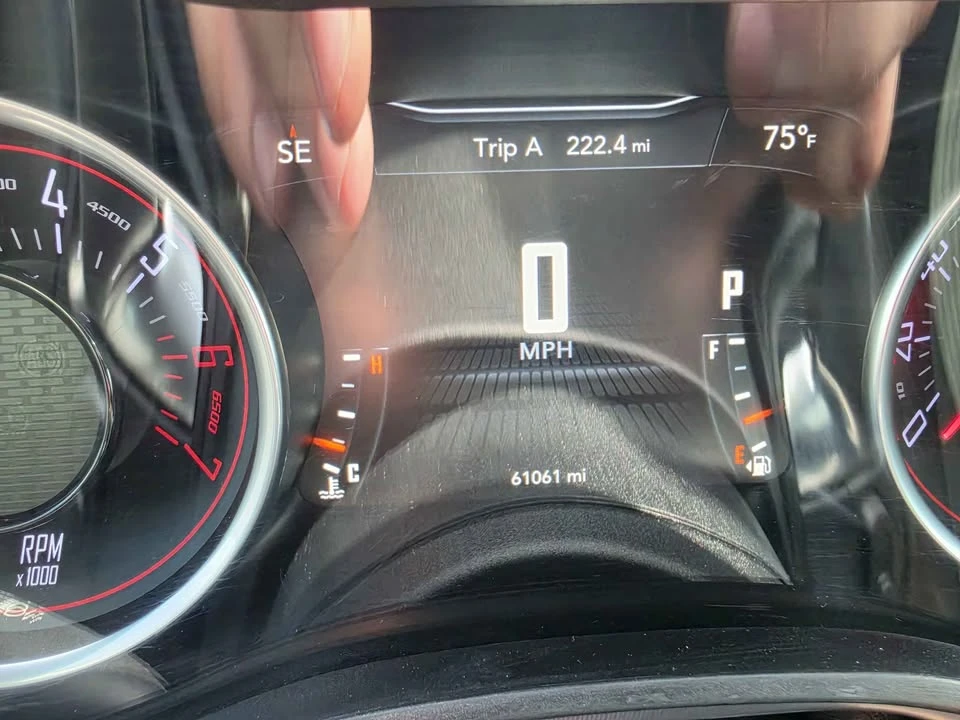 2019 Dodge Challenger 3rd Gen - Image 14 of 19