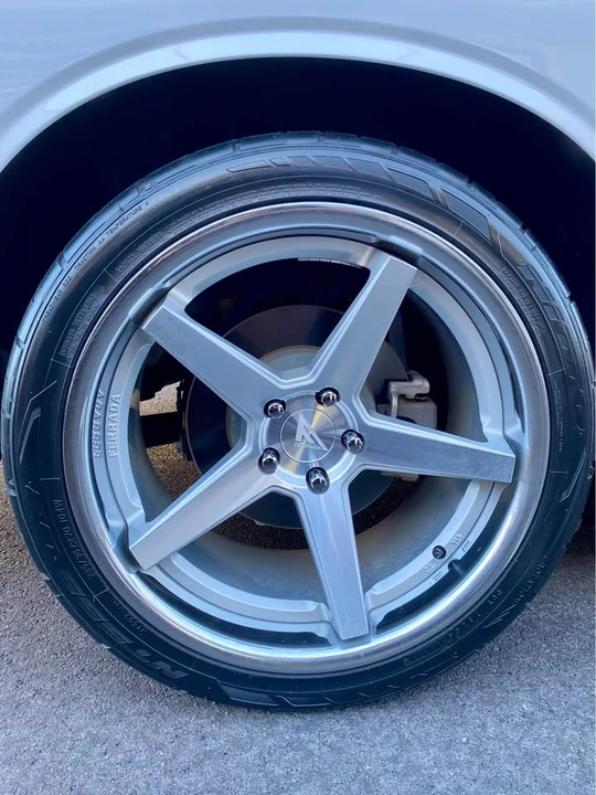 2019 Dodge Challenger 3rd Gen - Image 9 of 15