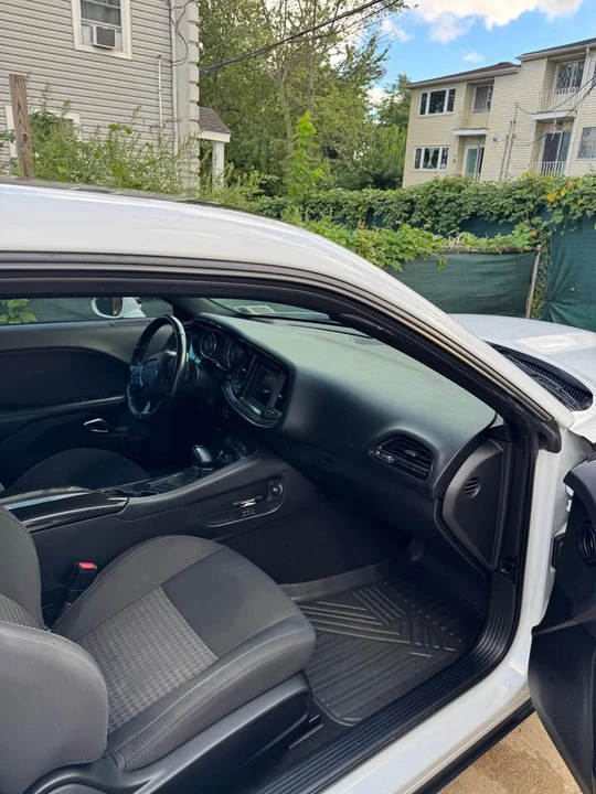 2019 Dodge Challenger 3rd Gen - Image 14 of 19