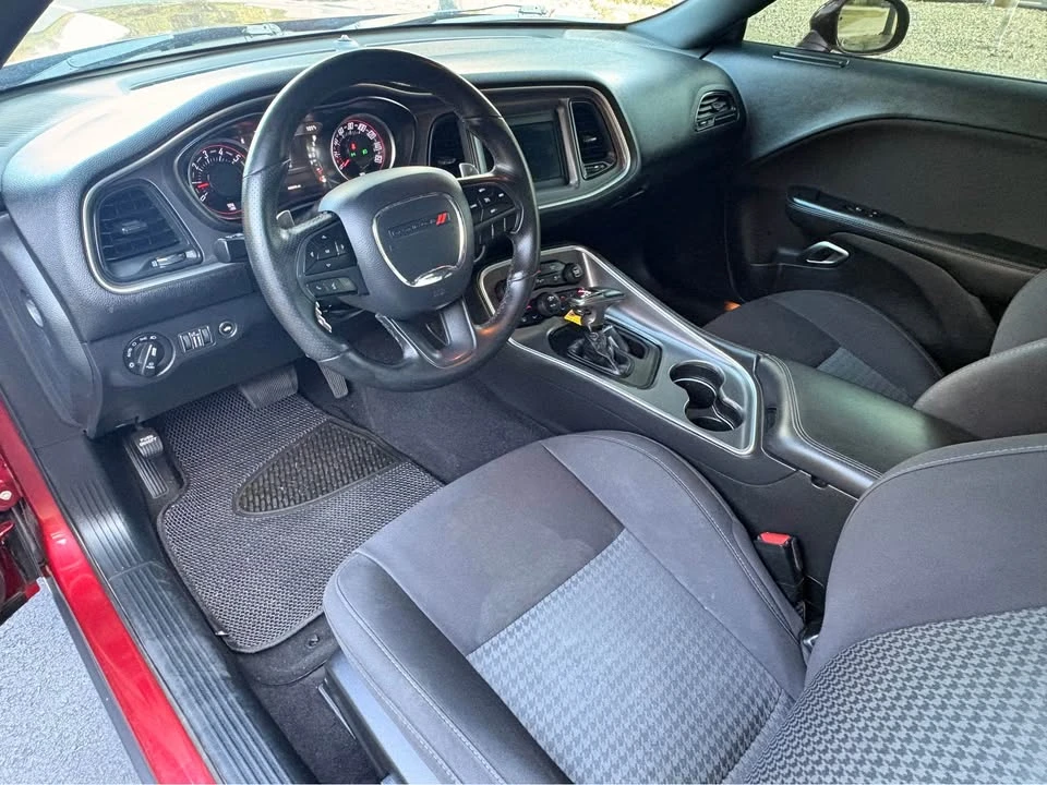 2019 Dodge Challenger 3rd Gen - Image 9 of 14