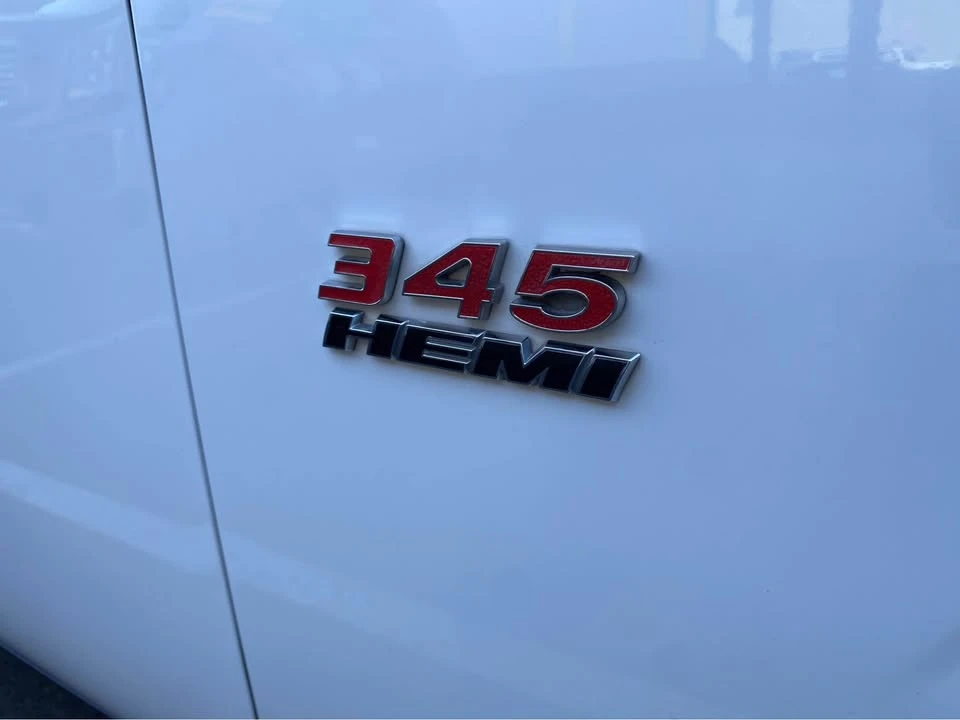 2019 Dodge Challenger 3rd Gen - Image 10 of 15