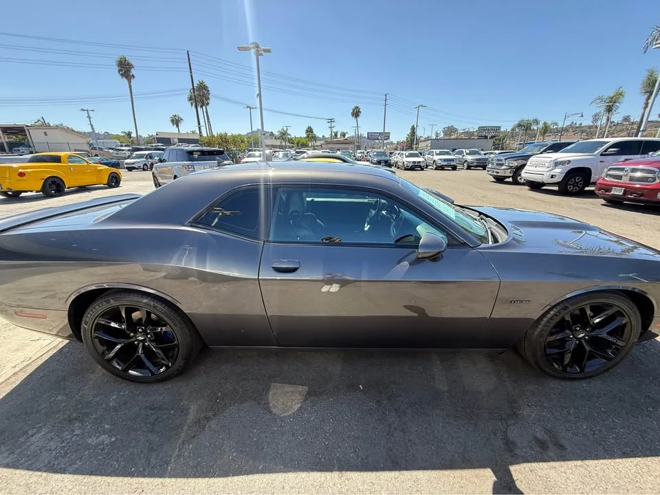 2019 Dodge Challenger 3rd Gen - Image 2 of 13