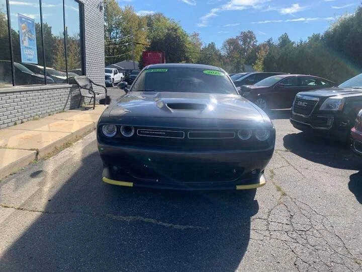 2019 Dodge Challenger 3rd Gen - Image 2 of 14