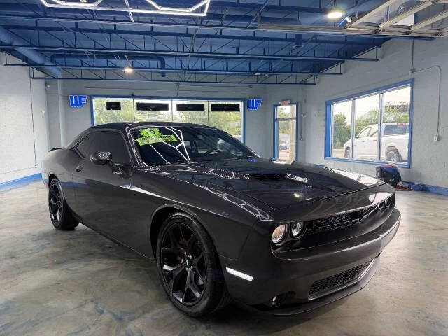 2019 Dodge Challenger 3rd Gen - Image 9 of 14