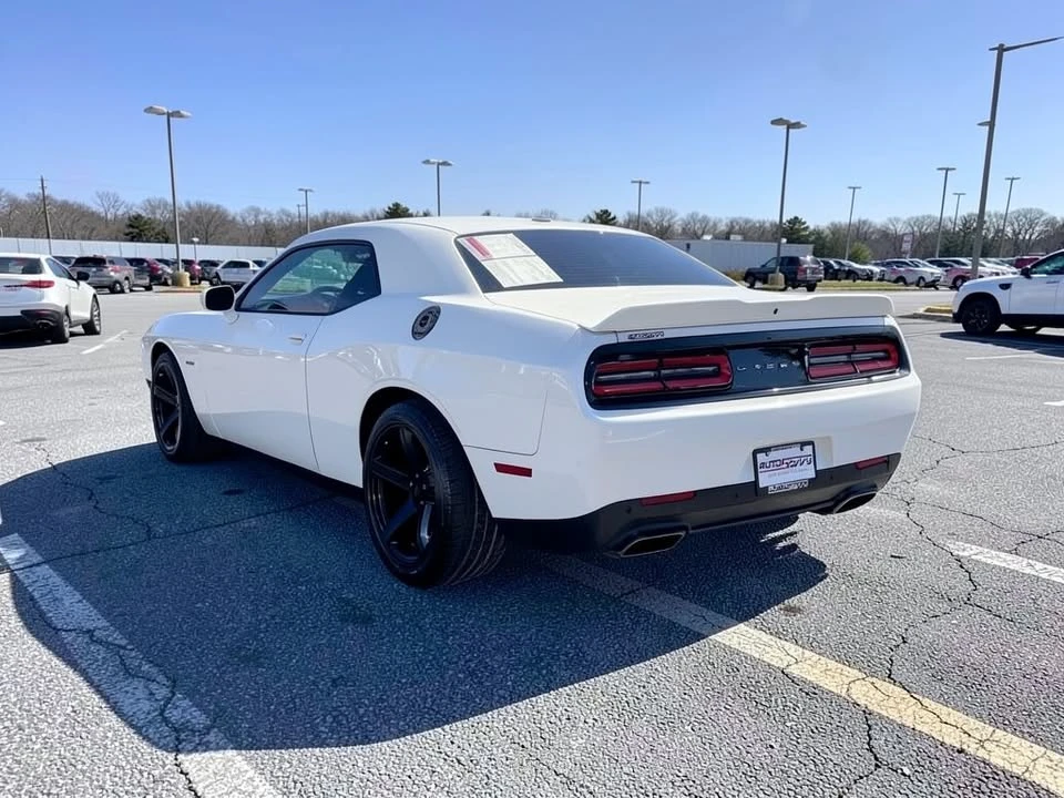 2019 Dodge Challenger 3rd Gen - Image 5 of 20